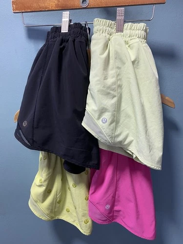 Lululemon Women’s Size 6 Multi Hotty Hot Short ll LR Lined 4” Short Lot Of 4 *Re