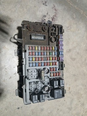 CHEVY EXPRESS VAN SAVANA OEM FRONT SAM FUSE BOX RELAY FUSES ASPEN BLOCK 03-07 3