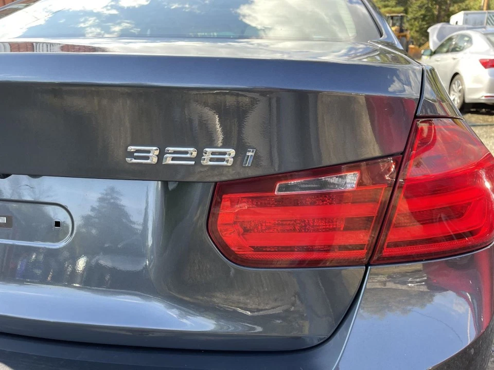 BMW 328i 2012-2016 tapa de cubierta gris metálico Foto 3 de 4