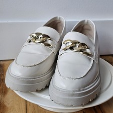 Size 11 Steve Madden Makira Loafer Off White & Gold Slip On Women's