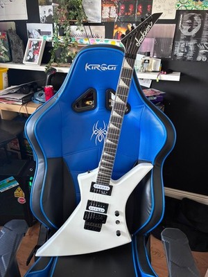 Jackson Kelly JS32 Electric Guitar - Snow White With Floyd Rose