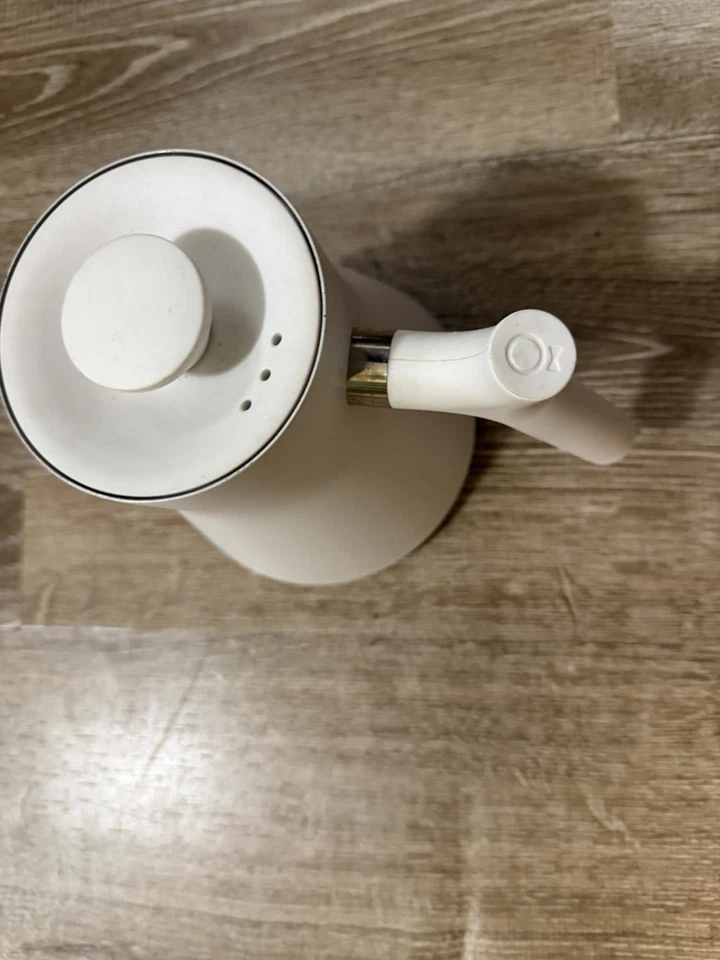 Fellow Electric Kettle Matte White Pour Over Coffee/Tea (NO BASE) Model EE01AA1A - Image 4 of 4