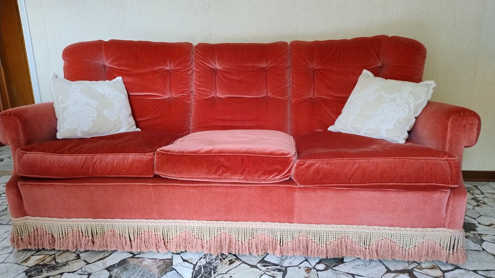 divano letto 3 posti e 2 poltrone