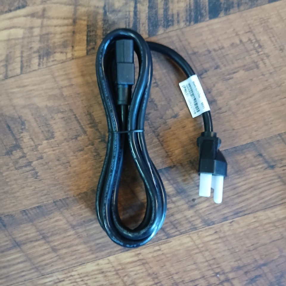 Lenovo ThinkCentre M75s Gen 2 8Gb RAM Ryzen 3 Pro 4350 Radeon Graphics 3.80 GHz - Image 3 of 4