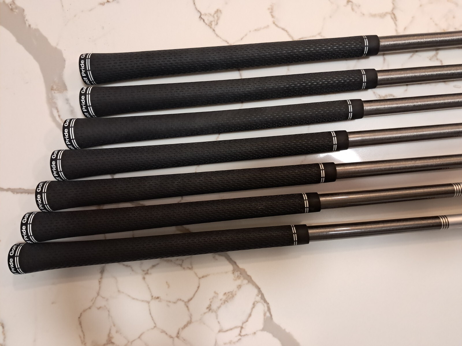 Srixon ZX4 Iron Set 5-A 7pcs AeroTech SteelFiber i70cw Graphite Mens RH