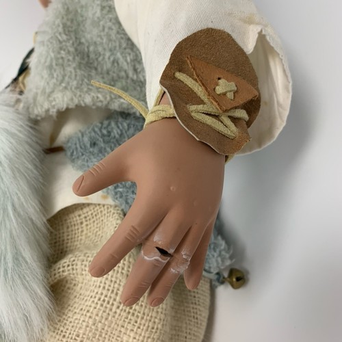 The Palmary Collection Three Heart 33” Native American Polynesian doll 110/1000 - Picture 8 of 23