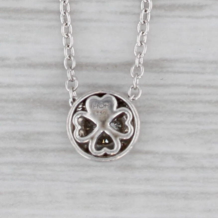 Collar colgante con halo de diamantes Hearts On Fire oro blanco de 18 k 16" 18" Foto 4 de 4