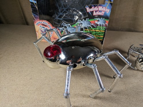 Cyber Spider - Robot Telecomando Vintage Wow-Wee 2000 R/C - Foto 3 di 14