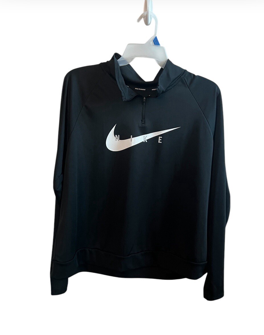nike midlayer swoosh run