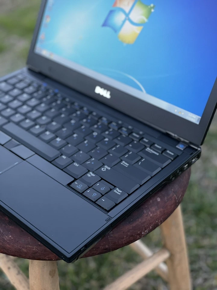 Dell Latitude Laptop | Windows 7 Pro | Microsoft Office | DVD Drive | 8 GB RAM - Image 4 of 4