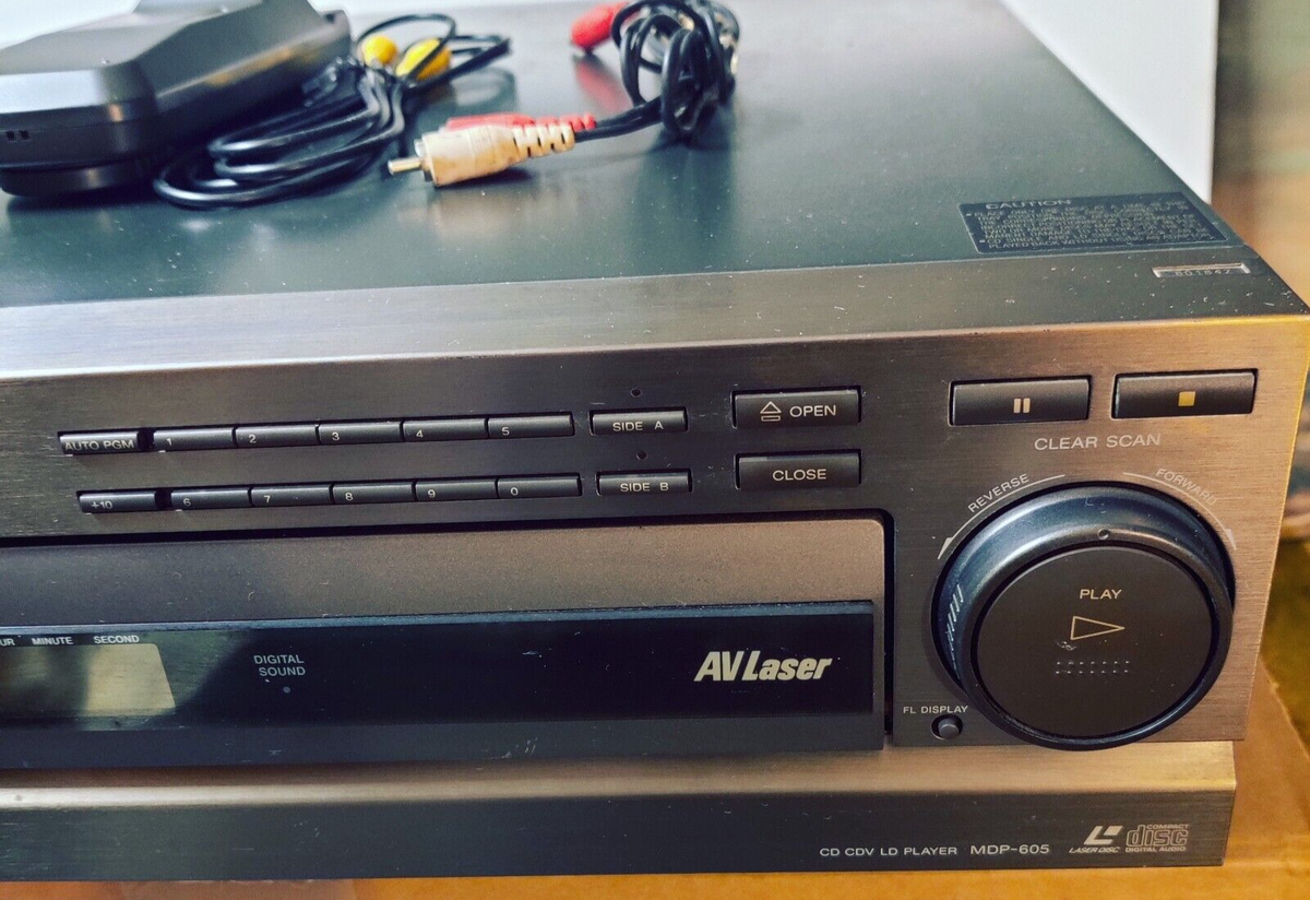 Sony MDP-605 Laserdisc Player CD CDV LD W/ Box *Works* *One Sony MDP-605 Laserdisc Player CD CDV LD W/ Box *Works* *One