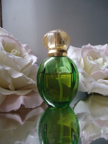 Vintage 1990s Christian Dior Tendre Poison 20ml of 30ml Fabulous But Marked Box - Picture 3 of 9