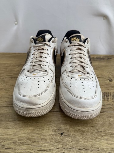 Nike Air Force 1 '07 LV8 Metallic Swoosh Pack Bianco Oro Metallizzato Uomo Taglia UK 7 - Foto 2 di 16