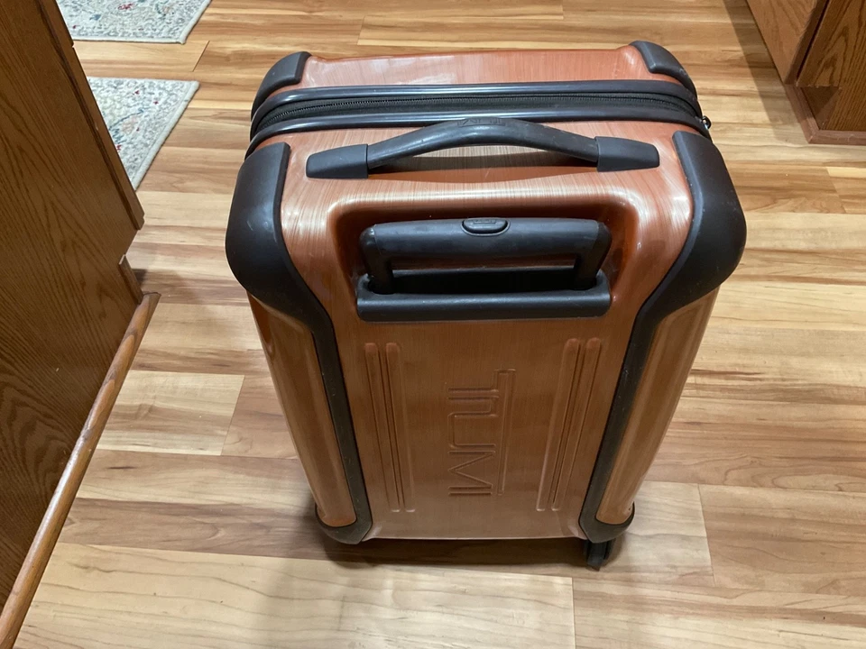 TUMI Vapor™ 20”Hard Shell Carry-On Spinner Case 🧳 28020 BRONZE - Image 4 of 4