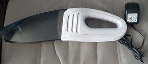 Akku Handstaubsauger EASY HOME VC2015  DEFEKT