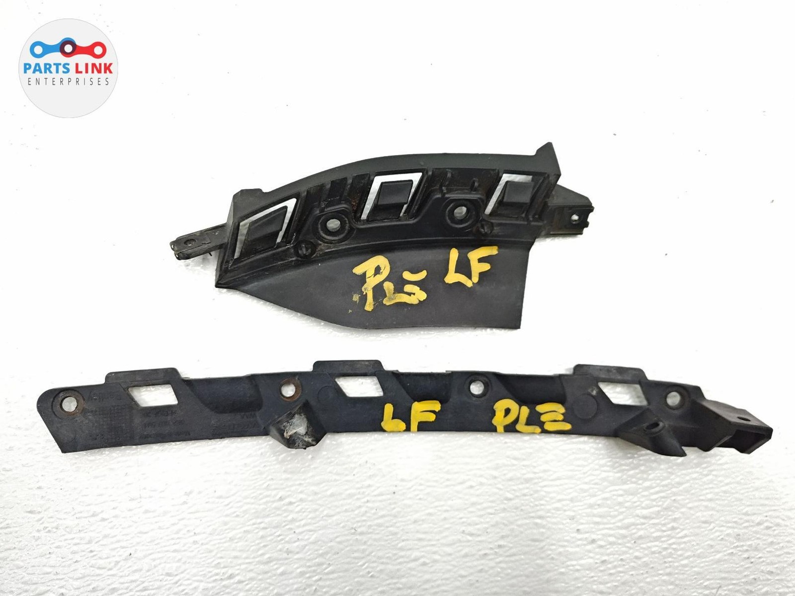 Bentley Bentayga Speed 2017-2020 Front Left Bumper mounts Set