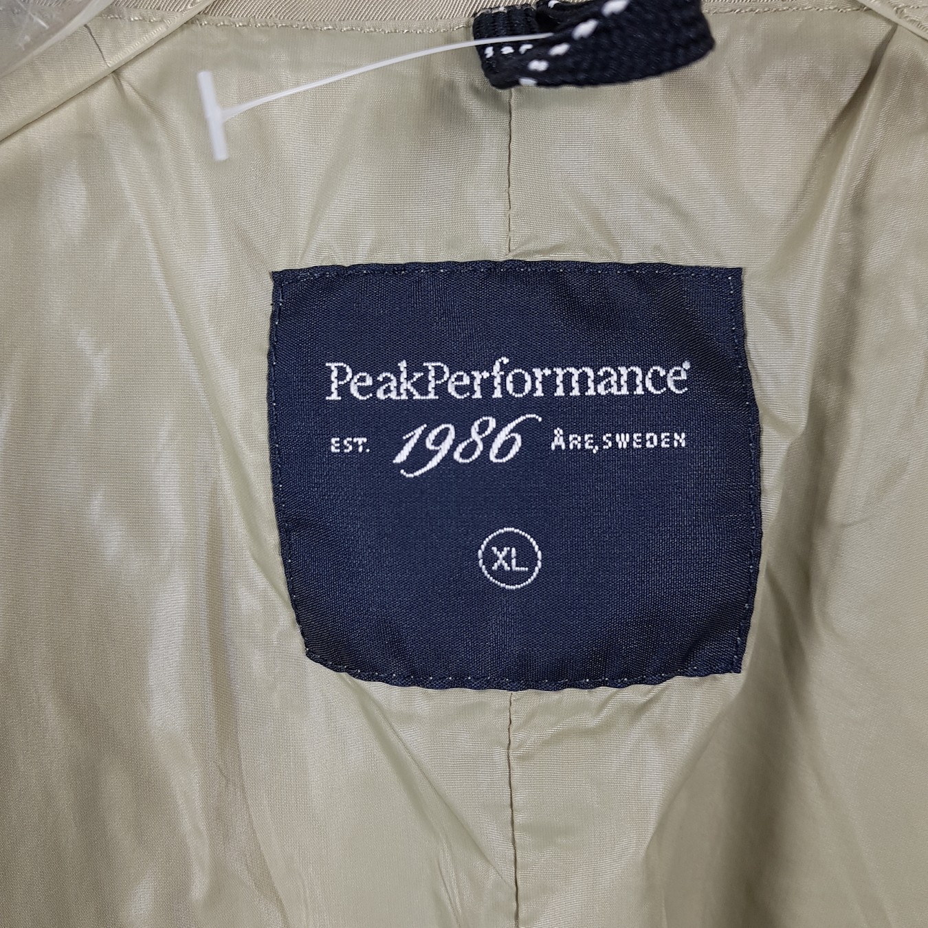 Peak Performance between-seasons jacket women's X… - image 8