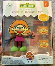 Sesame Street Glo Pals Light Up Sensory Bath Toys, Julia 82327, BNIB