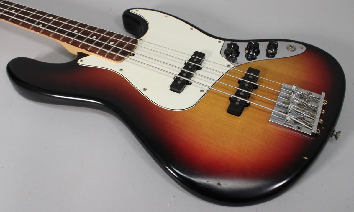 2006 Fender Highway One Jazz Bass 3-Color Sunburst w/ Gig Bag | eBay