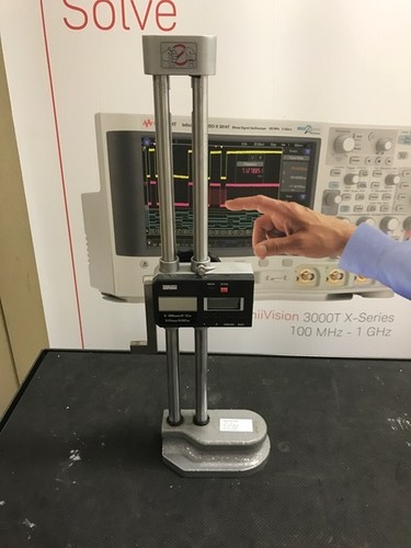 DOUBLE COLUMN 12" ELECTRONIC DIGITAL HEIGHT GAUGE NEW Never been used - 第 1/1 張圖片