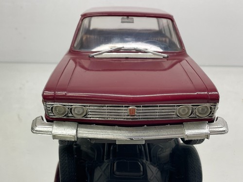 POCHER TORINO FIAT 130 BERLINA BATTERY OPERATED -RED 1:13- GOOD CONDITION - Picture 2 of 11