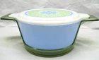 VTG Pyrex Ocean Filigree 475B Round Casserole Dish Blue Green 2.5 QT W/Carrier