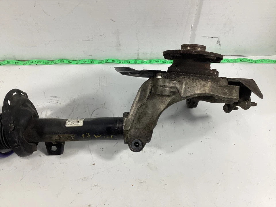 2017-2019 大众 GTI 支柱减震弹簧组件带脚踝 5QM413031T 原始设备制造商。 — 第 2/4 张图片