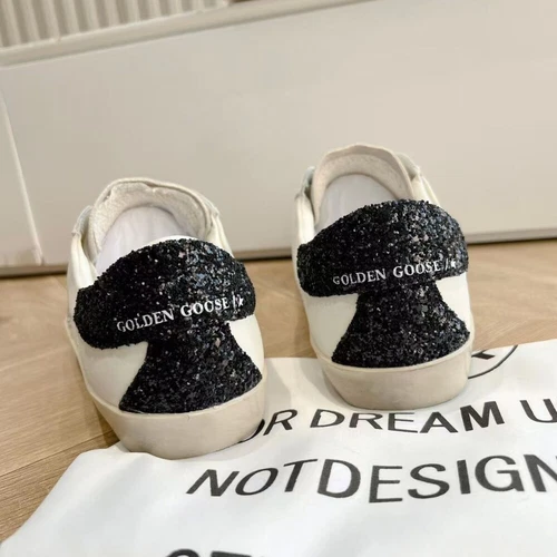 Fresh 2025 Collection: Golden Goose Super-Star White Leather Low Top Boardwear - Picture 5 of 10