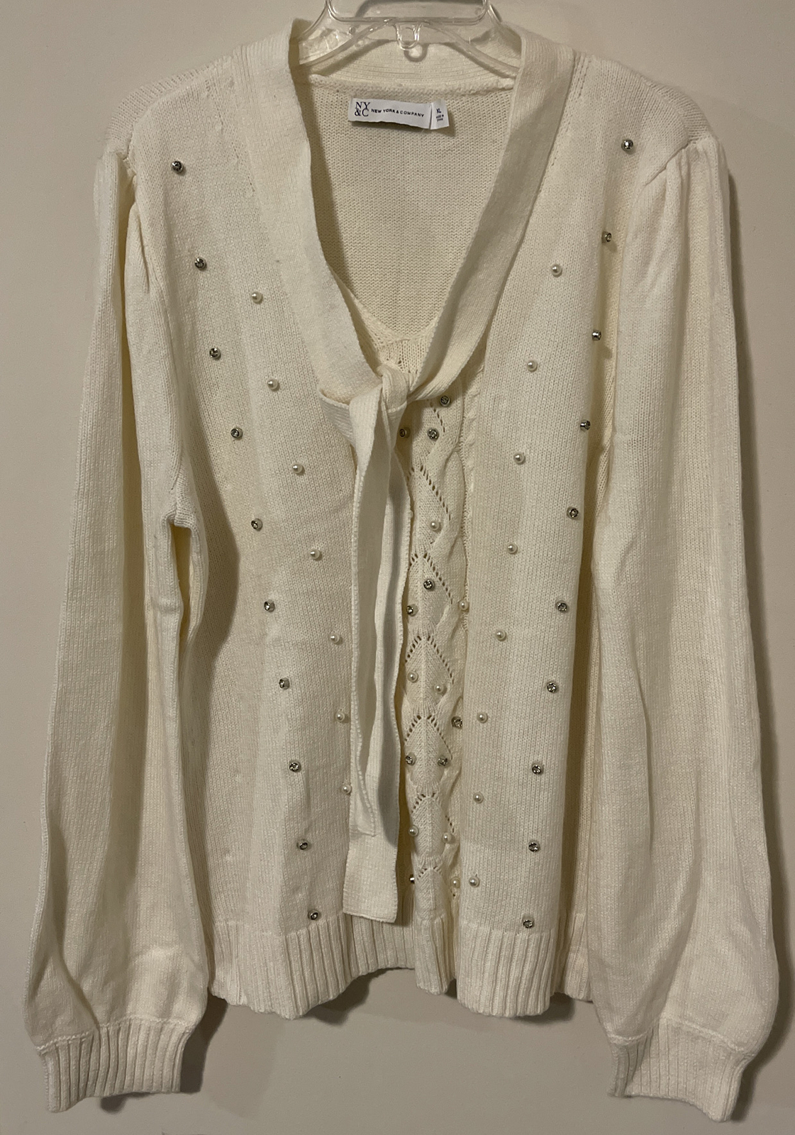 New York Company, Women’s, XL, Ivory, V-neck, Pullover, Jeweled, Sweater! A938