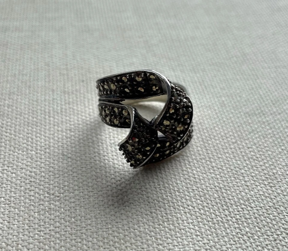 Statement Ribbon Marcasite Ring Gothic Sterling Vintage Steampunk Elegant 7.75 - Image 4 of 4