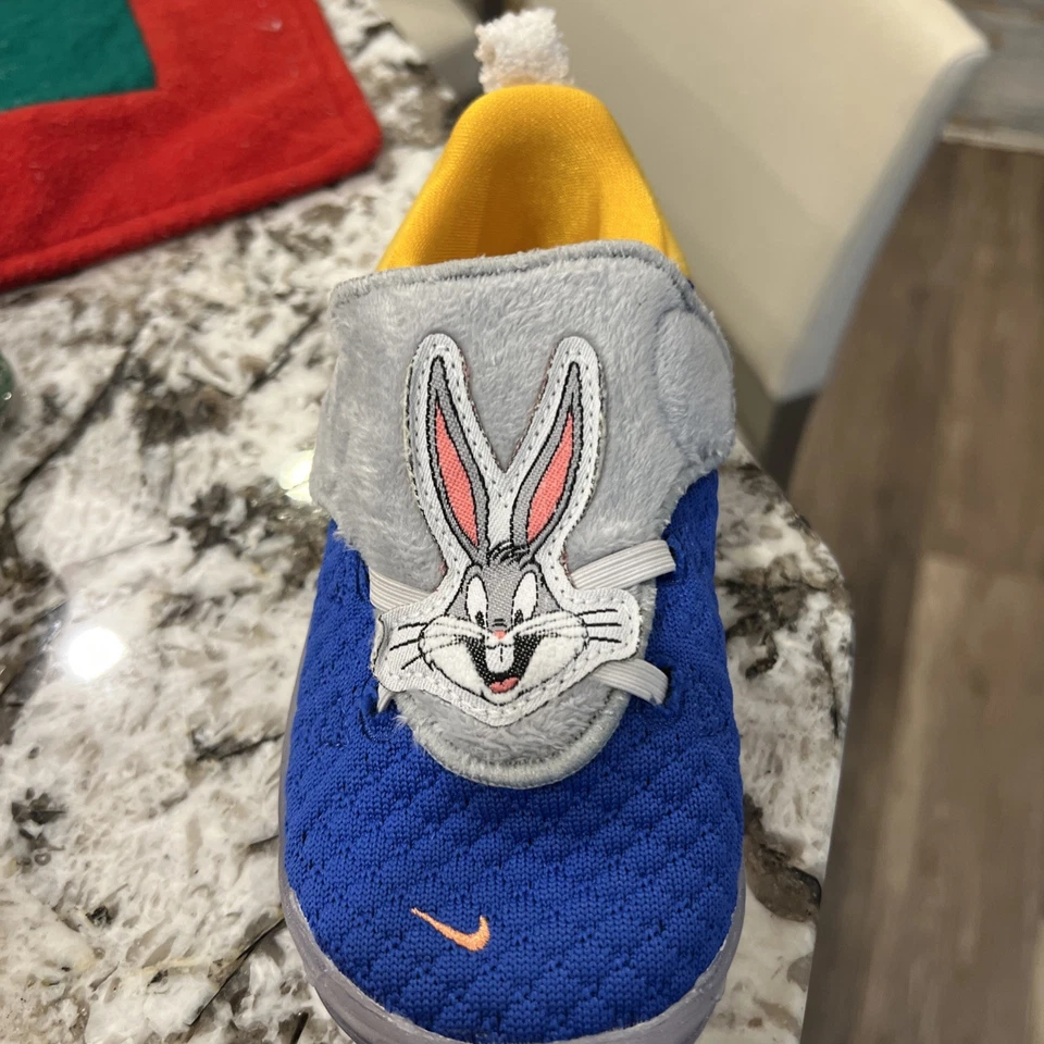 NIKE LEBRON XVIII SE (TDV) SPACE JAM BUGS BUNNY USADAS TALLA 10C  Foto 2 de 2