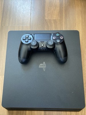 Sony PlayStation 4 Slim 500GB Spielkonsole - Schwarz (9351474)