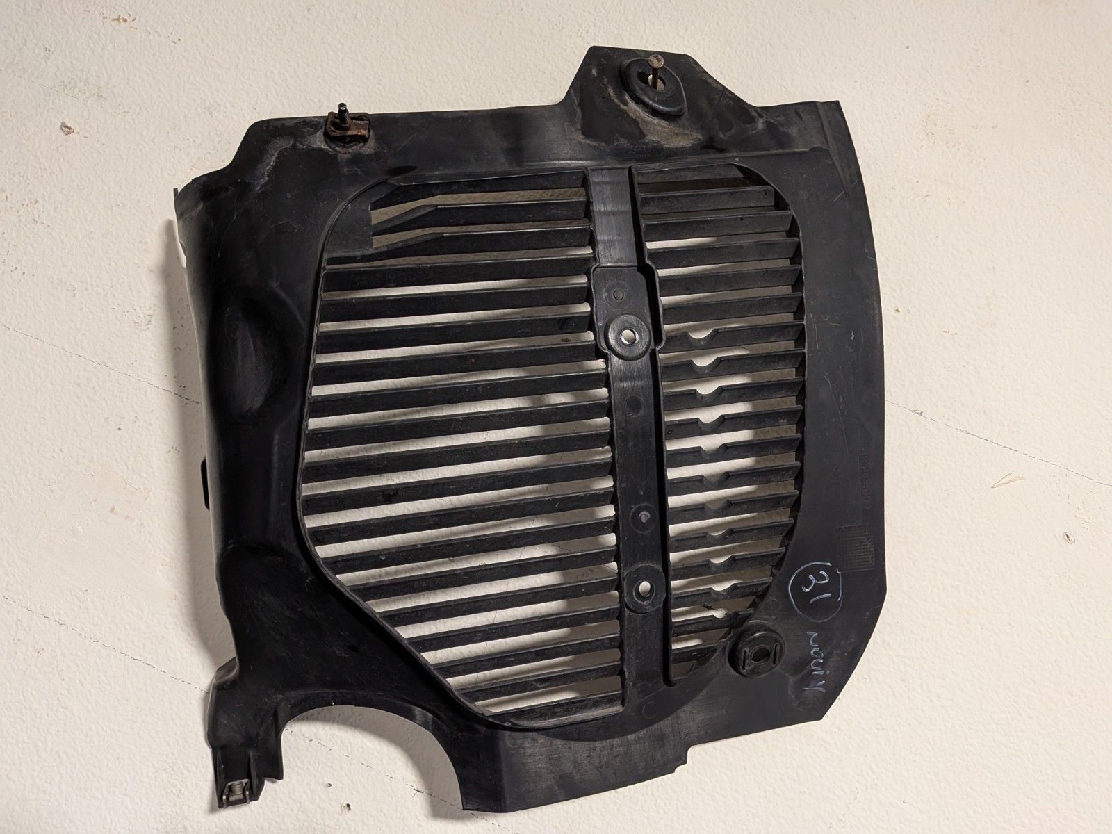 2015-2018 FERRARI CALIFORNIA T FRONT LEFT SIDE GRILLE VENT FACTORY OEM