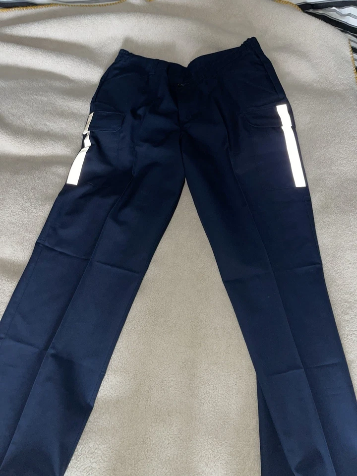 Red Kap Pants Womens 18 Blue Work Slacks hemmed 30 inches long - Image 2 of 4