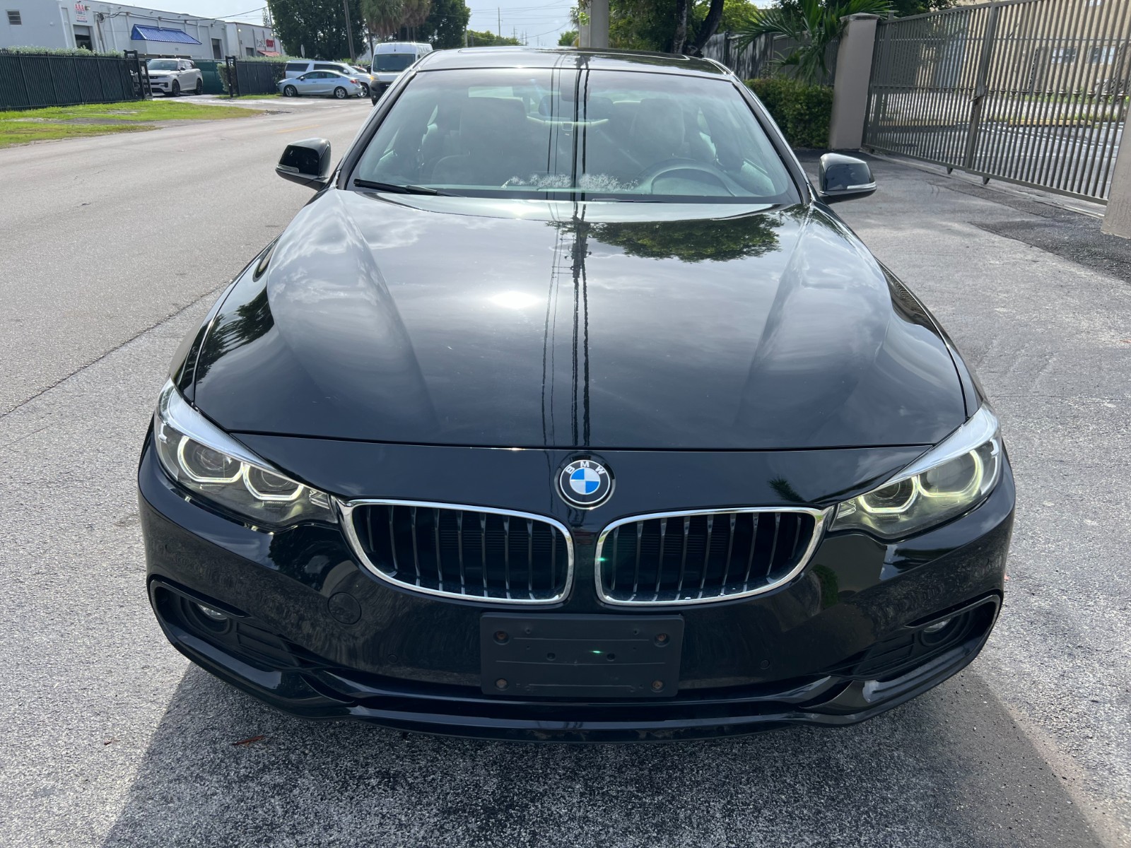 BMW 3-Series - Image 10