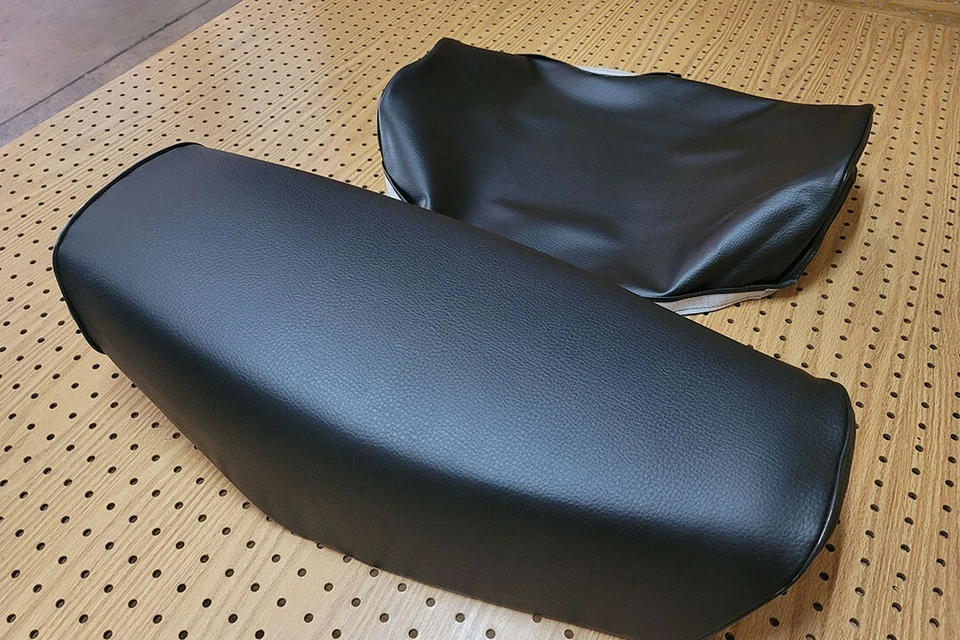 FUNDA ASIENTO YAMAHA DT250 DT400 MODELO 1977 A 1978 FUNDA ASIENTO (NEGRO) (Y*-17) Foto 3 de 4