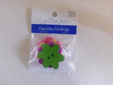 LeBouton favorite findings flower buttons 2 holes 5 pcs