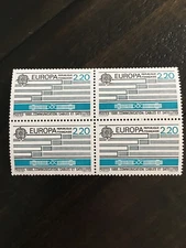 1988 Communications Cables Et Satellites Stamp, Block Of Four