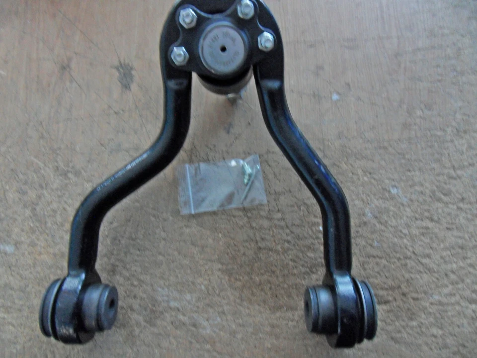 Nuevo conjunto de brazo de control de suspensión y rótula 12388431, RK620720, 521-913 Foto 3 de 4