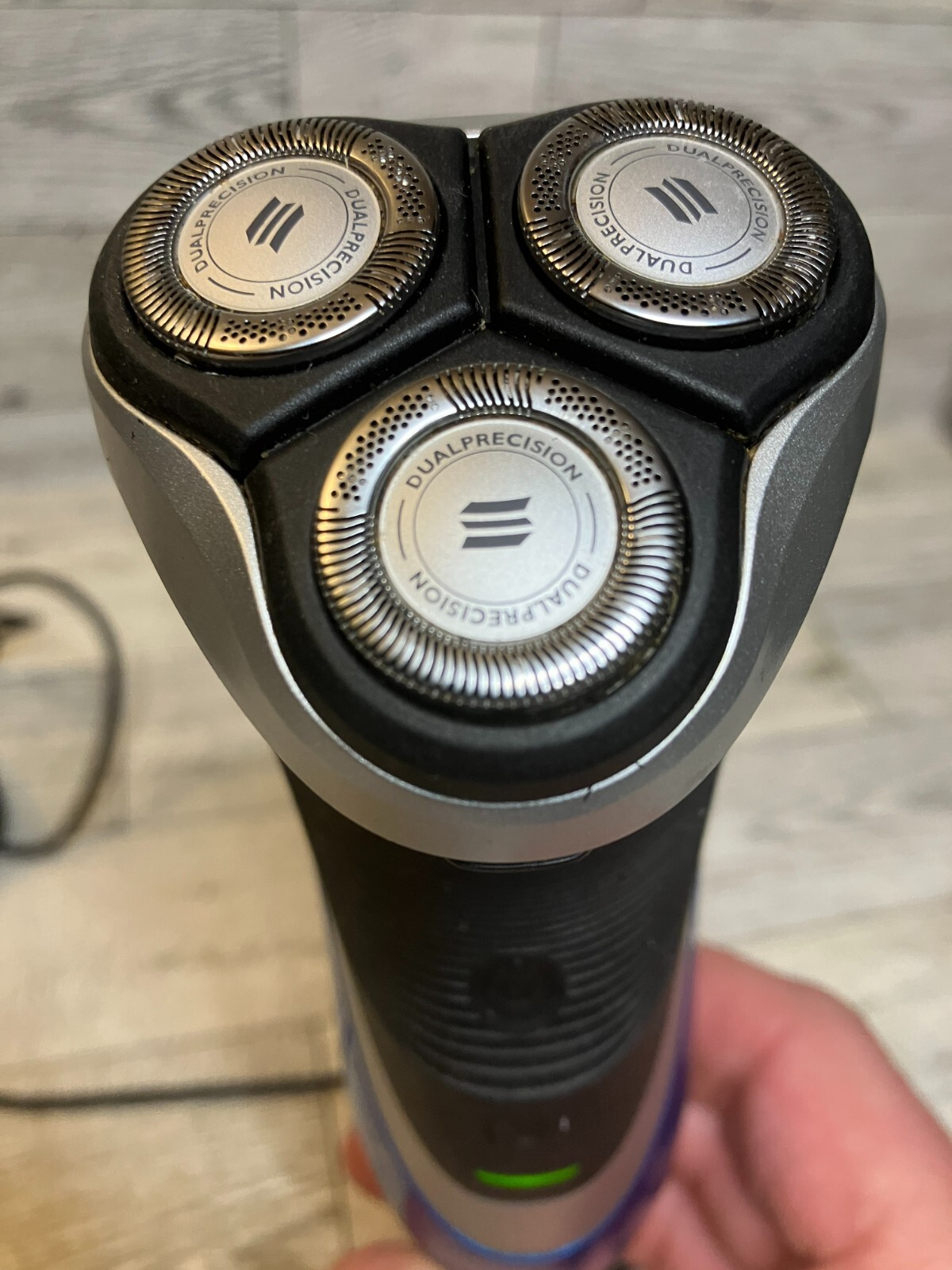 Philips Norelco AT810 PowerTouch Aquatec Mens Cordless Rechargeable