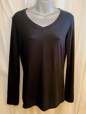 LUCY BLACK V NECK LONG SLEEVE  TOP ACTIVE WEAR  SIZE P/S