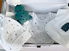 Little White Linen Company Merry Christmas Organic Cotton Gift Set  0-3 months