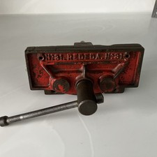 VINTAGE REDEDA NO. 31 WOODWORK CARPENTERS BENCH VICE 6” JAWS