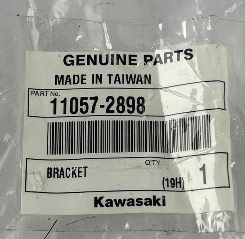 Kawasaki OEM Right Hand Bracket 11057-2898 photo 4