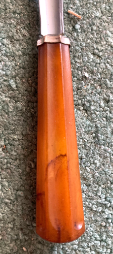 Poignée caramel bakélite vintage/milieu du siècle avec fourchette de service 4 dents (8 1/4") - Photo 8/9