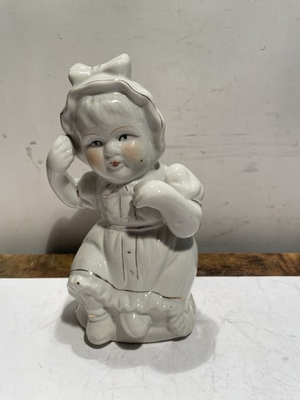 #ad Vtg Porcelain Baby Girl Figurine White With Gold Trim 7” High K $13.91