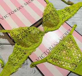 Victoria's Secret Geo Daisy Lace Unlined Low-Cut Demi Bra Thong Set Limelight