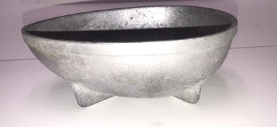 Vintage NORDIC WARE Egg Shaped Cake Pan Mold Metal Cast Aluminum Easter