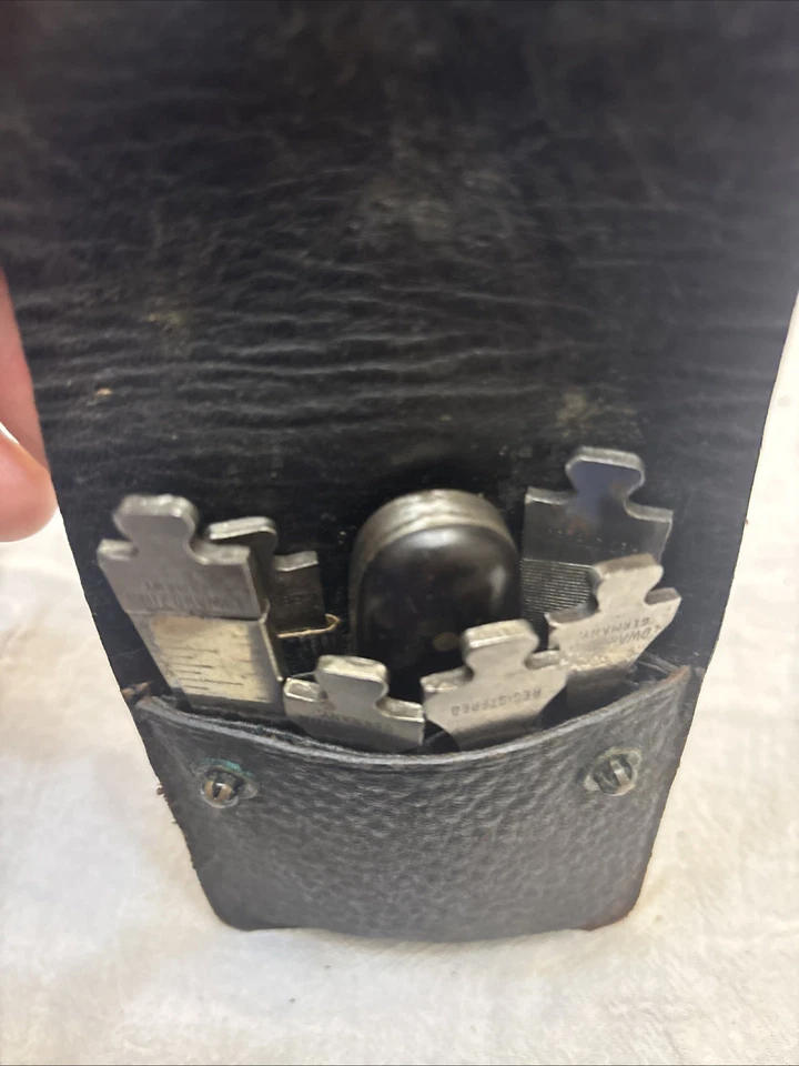 Vintage Knife 1916 German Multi Tool Kit in Leather Case. Edward Zinn German Co. - Image 4 of 4