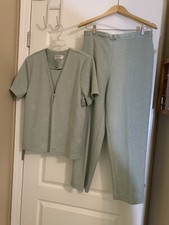 Alfred Dunner M Two Piece Lounge Suit Casual Wear Mint Green Stretch Elastic